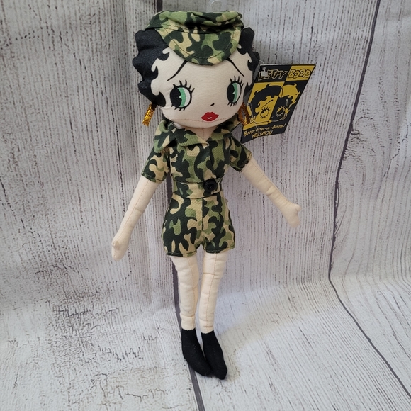 Betty Boop Soldier Military Doll New - Picture 2 of 4